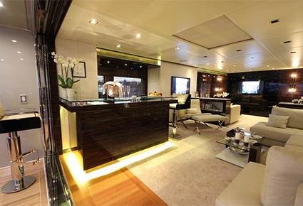 الأناقة العصرية على متن يخت M Superyacht